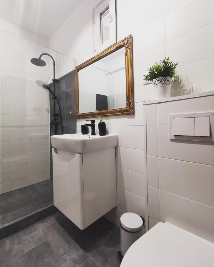 Astra Home سيبيو المظهر الخارجي الصورة